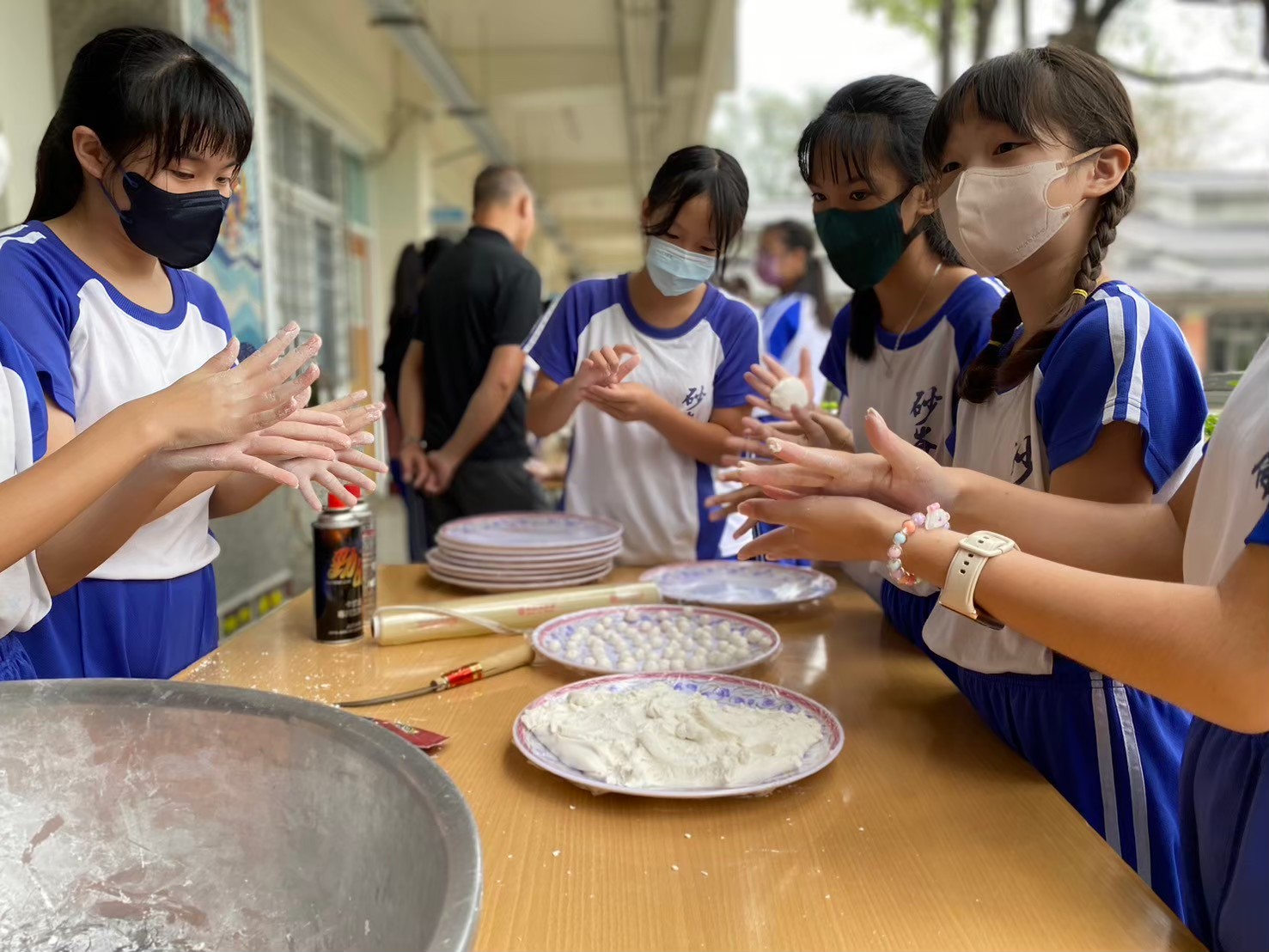 Read more about the article 第四區計畫二、(一)學生成長研習/活動-3.主廚到你家