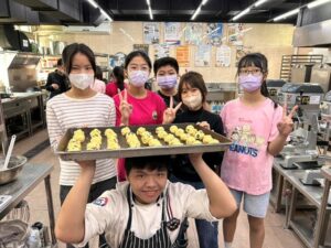 Read more about the article 第五區成果分享：烘焙時光 知識＊香氣-麵包烘培與製作